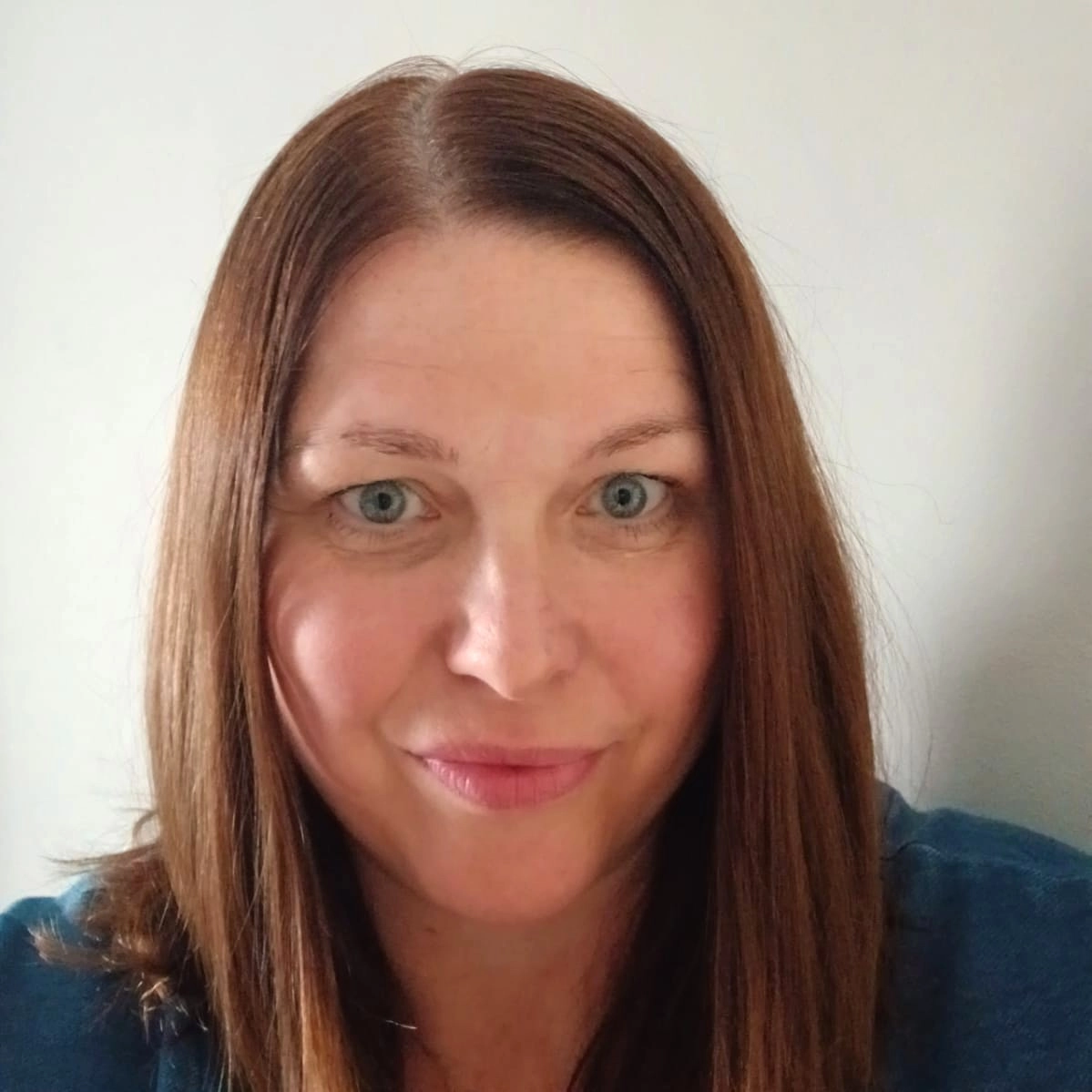Angie Schofield, experienced counsellor in Wakefield providing therapy and counselling online and in person.